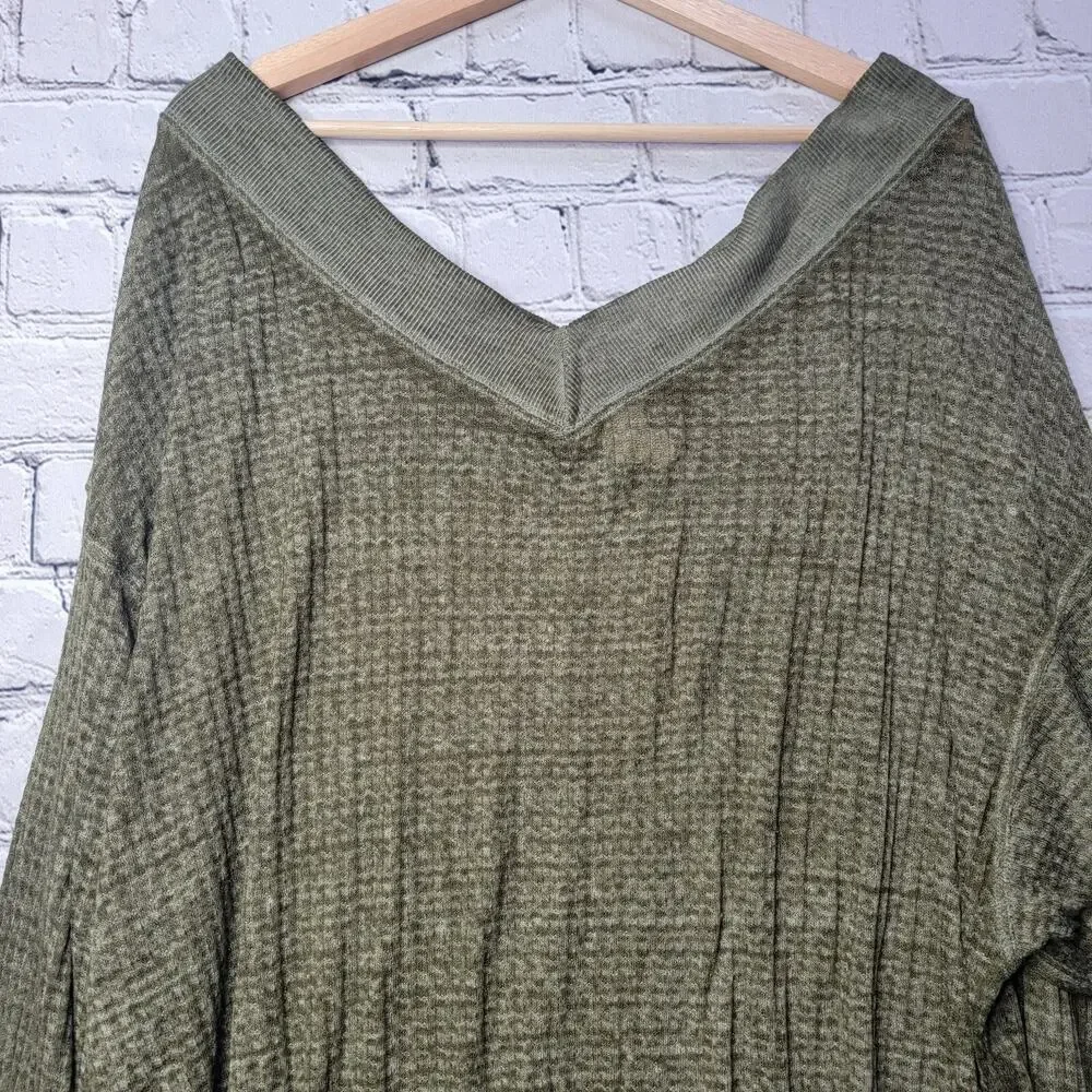 We The Free People South Side Thermal Knit Oversized Off Shoulder Top Green Sz S